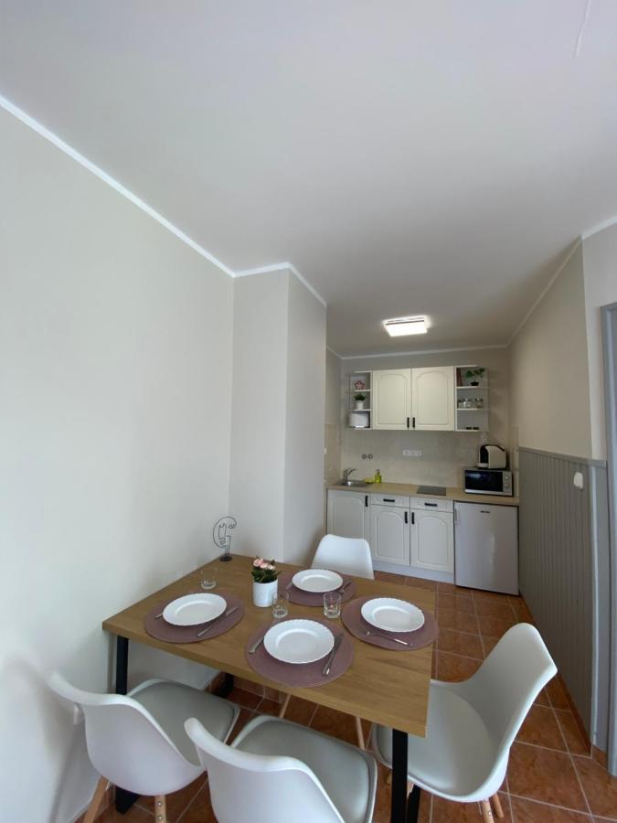 Silence Apartmanhaz 잘라카로쉬 외부 사진